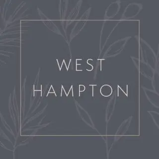 Another brand I created for the @hamptonspenarth team. Their newest store @westhamptoncowbridge in the Vale, is to country living, what their sister store @shorepenarth is to seaside living. Beautiful products for your home, inspired by the countryside. Go take a look for yourself 👀 
•
•
#branding #branddesign #logo #logodesign #countryliving #graphicdesign #graphicdesigncardiff #cardiffdesign #valeofglamorgan